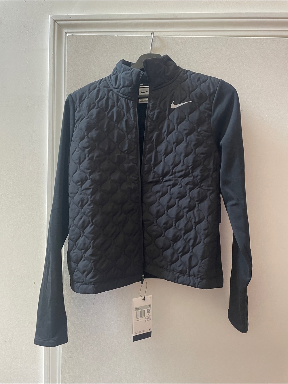 Nike Women’s Black Quilted Puffer Jacket